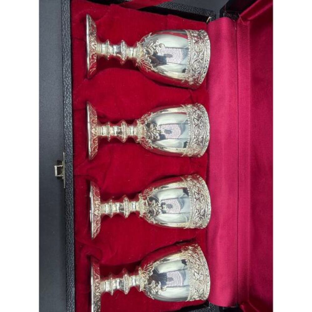 Vintage Japan Silverplate Cordial Goblets Set of 4 Heraldic Crest Original Case